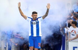 Soares na Porta de Saída.