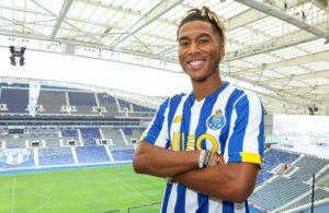 OFICIAL: Dragões contratam promessa inglesa.