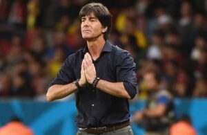 Alemanha: Joachim Low decidido a 4 de dezembro.
