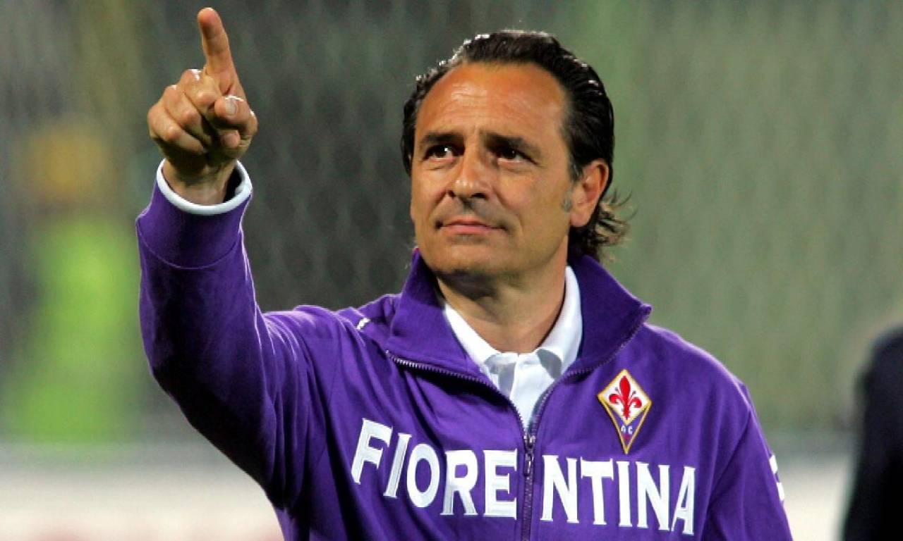 OFICIAL: Velho conhecido de regresso à Fiorentina.