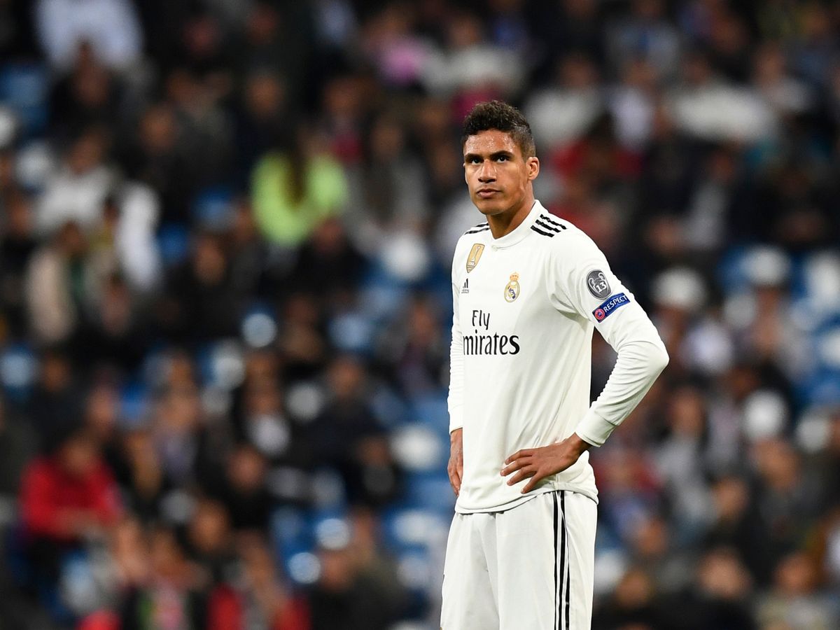 Varane com as portas abertas.