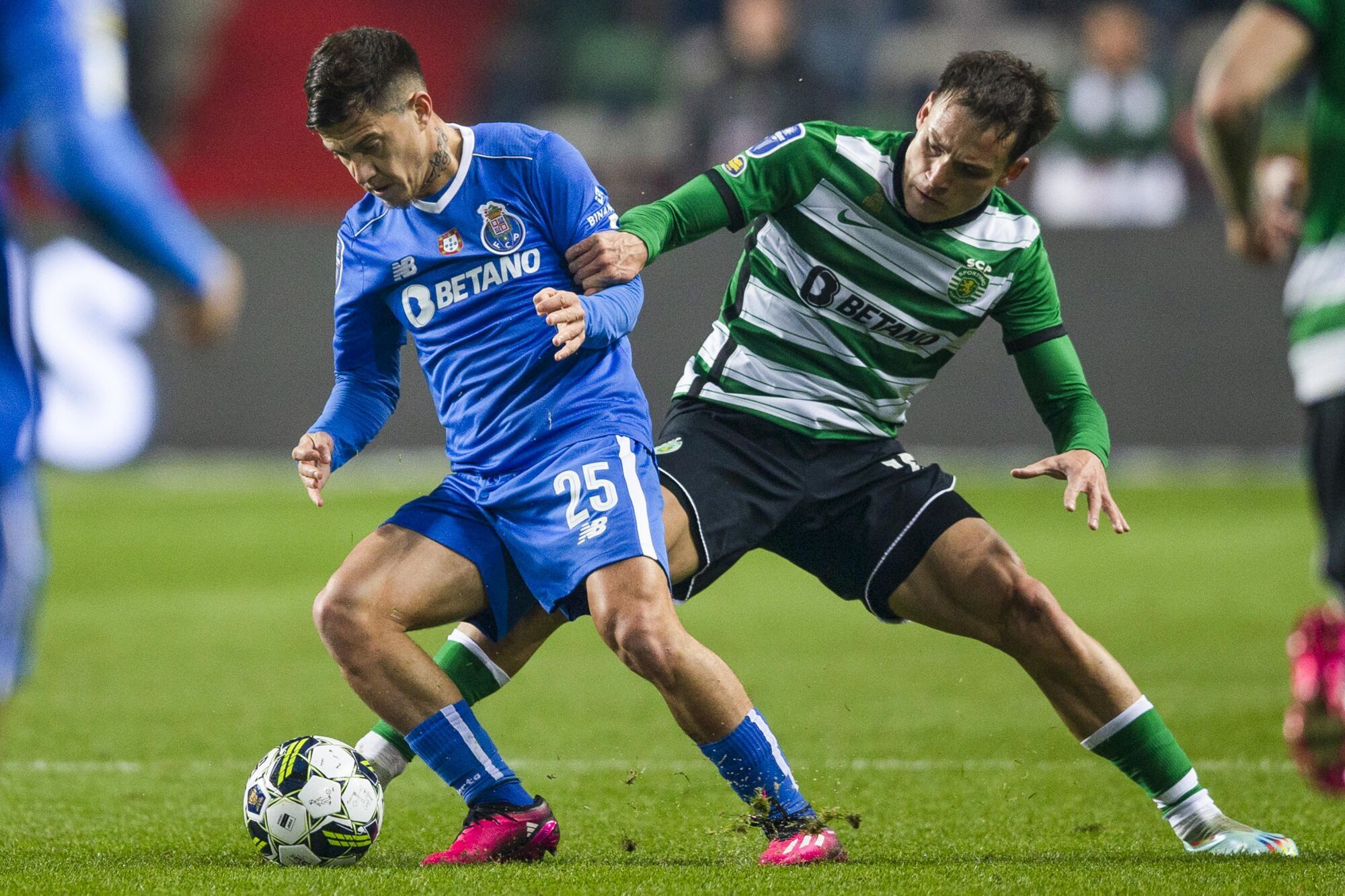 jogadores mais bem pagos da liga portuguesa