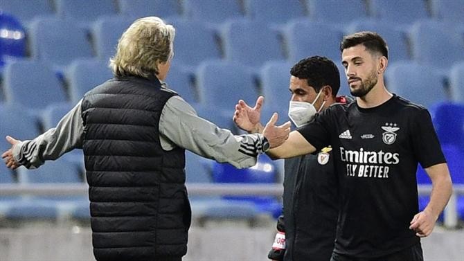 Jesus e Pizzi: A discussão que levou a saída do treinador