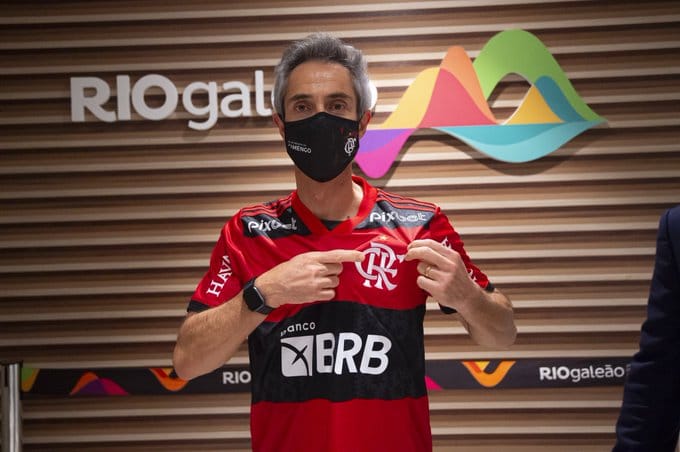 Paulo Sousa sobre o Flamengo: “A pressão é diária”