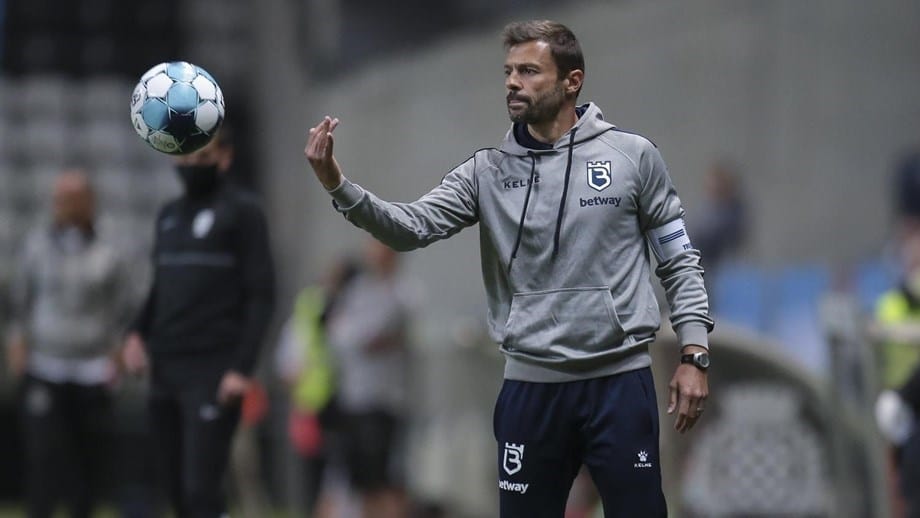 Treinador do B-SAD rasga elogios ao Vizela