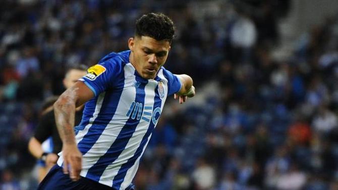 Evanílson é pedido na seleção brasileira por ídolo do Benfica