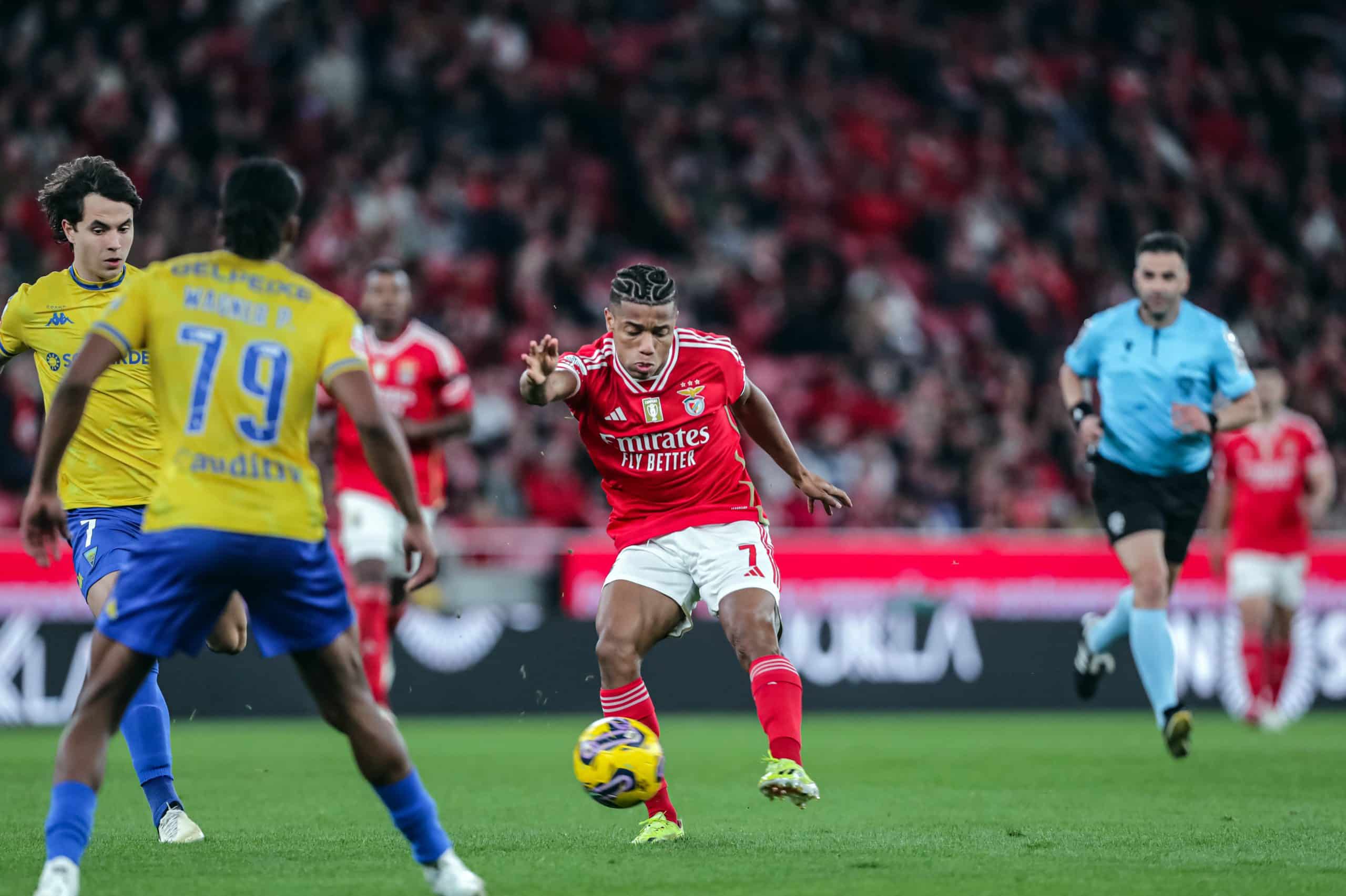 Onde assistir Rangers vs Benfica em direto (14 de março)